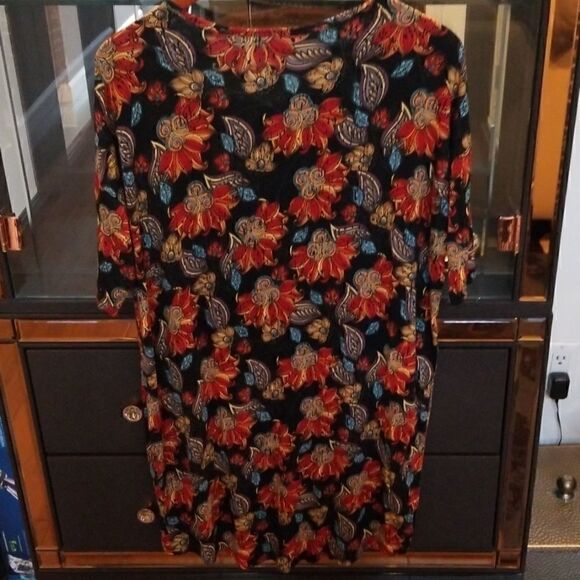 DARLING LULAROE XS TOP!!! NEW WITHOUT TAGS!!! - Picture 6 of 8